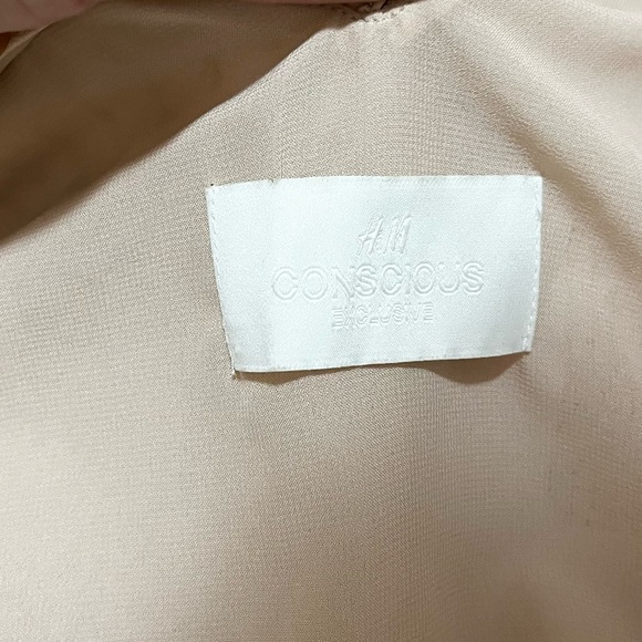 H&M Conscious Exclusive Sequin Top - Picture 6 of 6